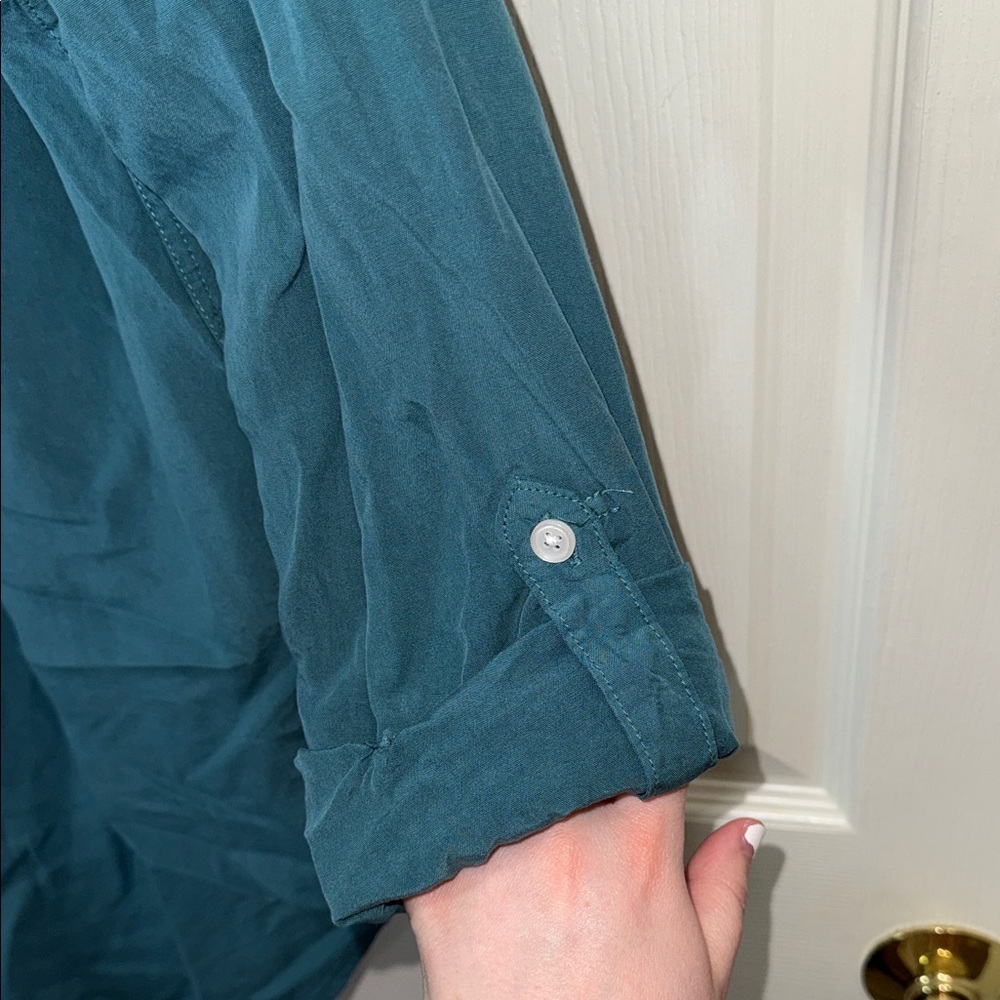 Thread+Supply Button Up - Picture 6 of 6